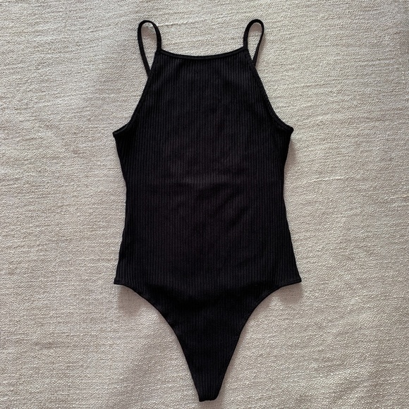 Aritzia Tops - Aritzia Wilfred Annecy Bodysuit Black - M